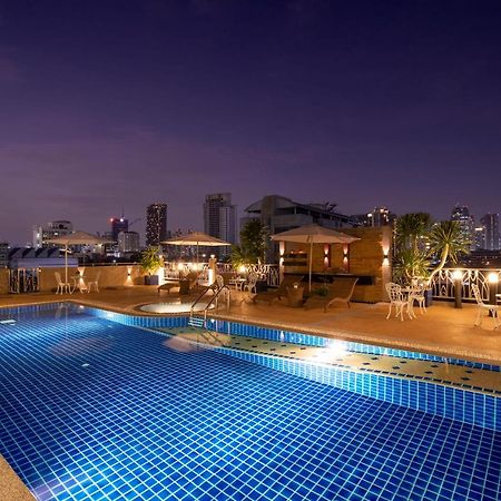 Capitel Rama 4 Aparthotel Banguecoque Exterior foto